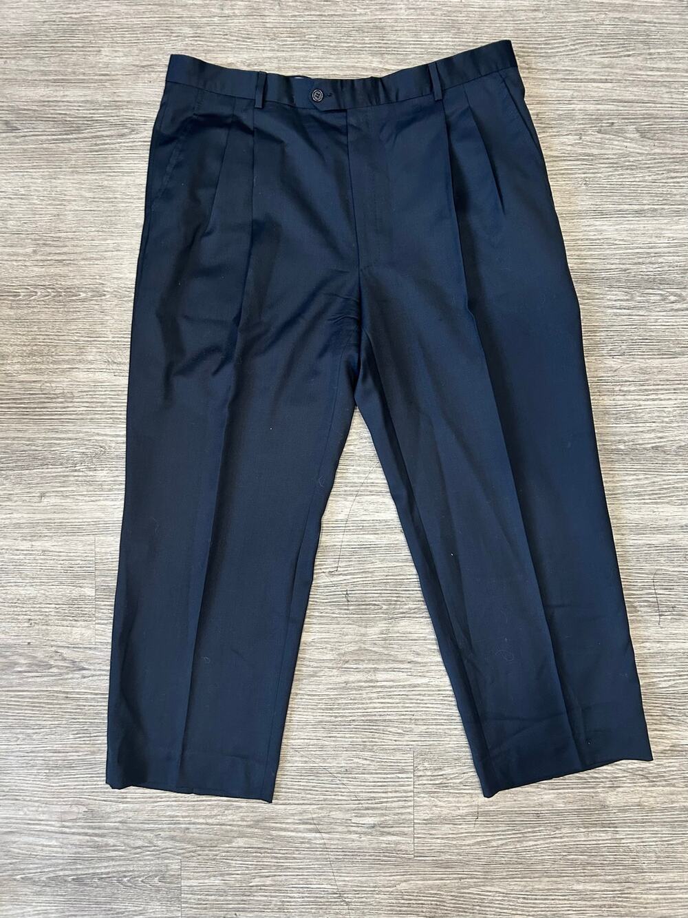 Burberry London Mens Wool Pleated Dress Pants Navy Blue Made in Italy 38x26.5